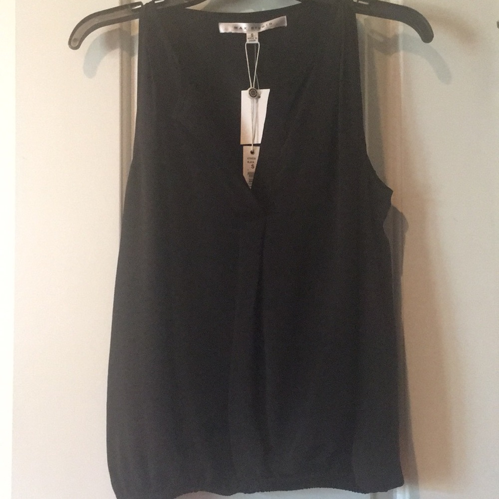 Black sleeveless top